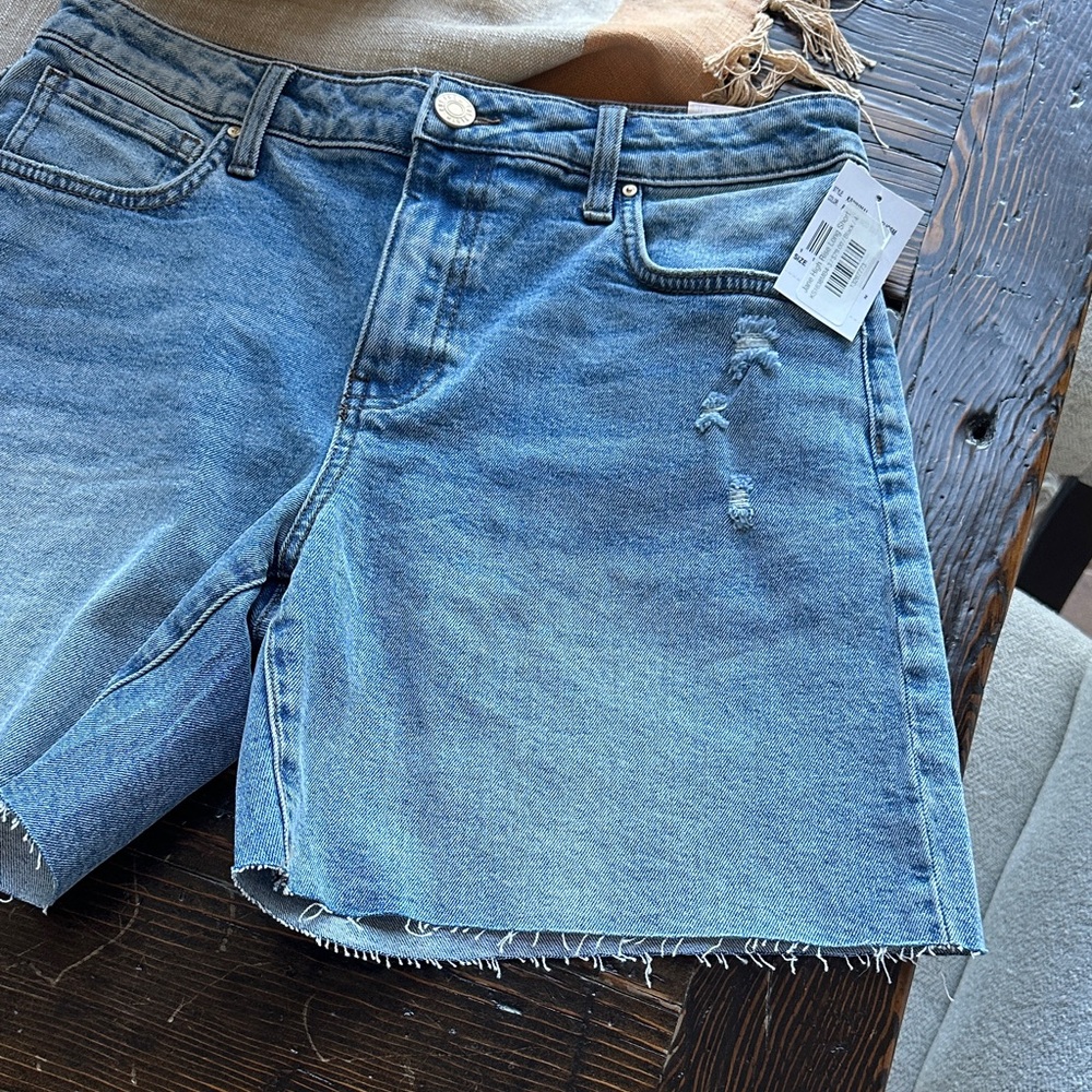 Kut from the Kloth Distressed Blue Jean Shorts Size 4 - Picture 8 of 11